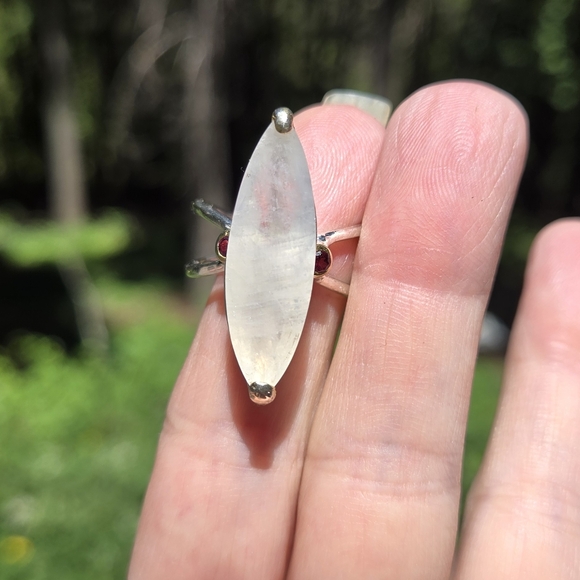 Moonstone 14k & garnet sterling ring sz9 - Picture 12 of 12